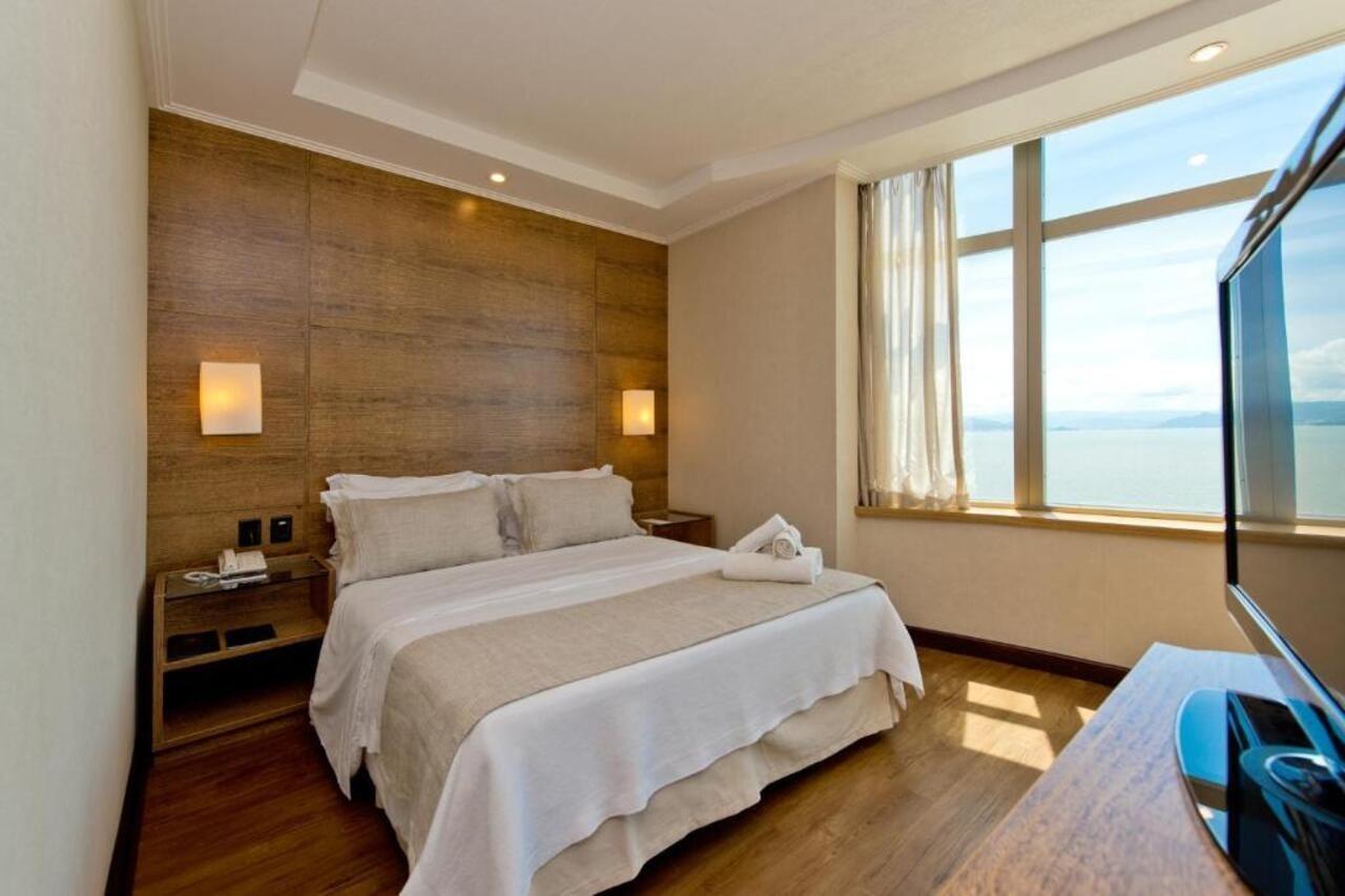 Majestic Palace Hotel Florianópolis Exteriör bild A bedroom at the hotel