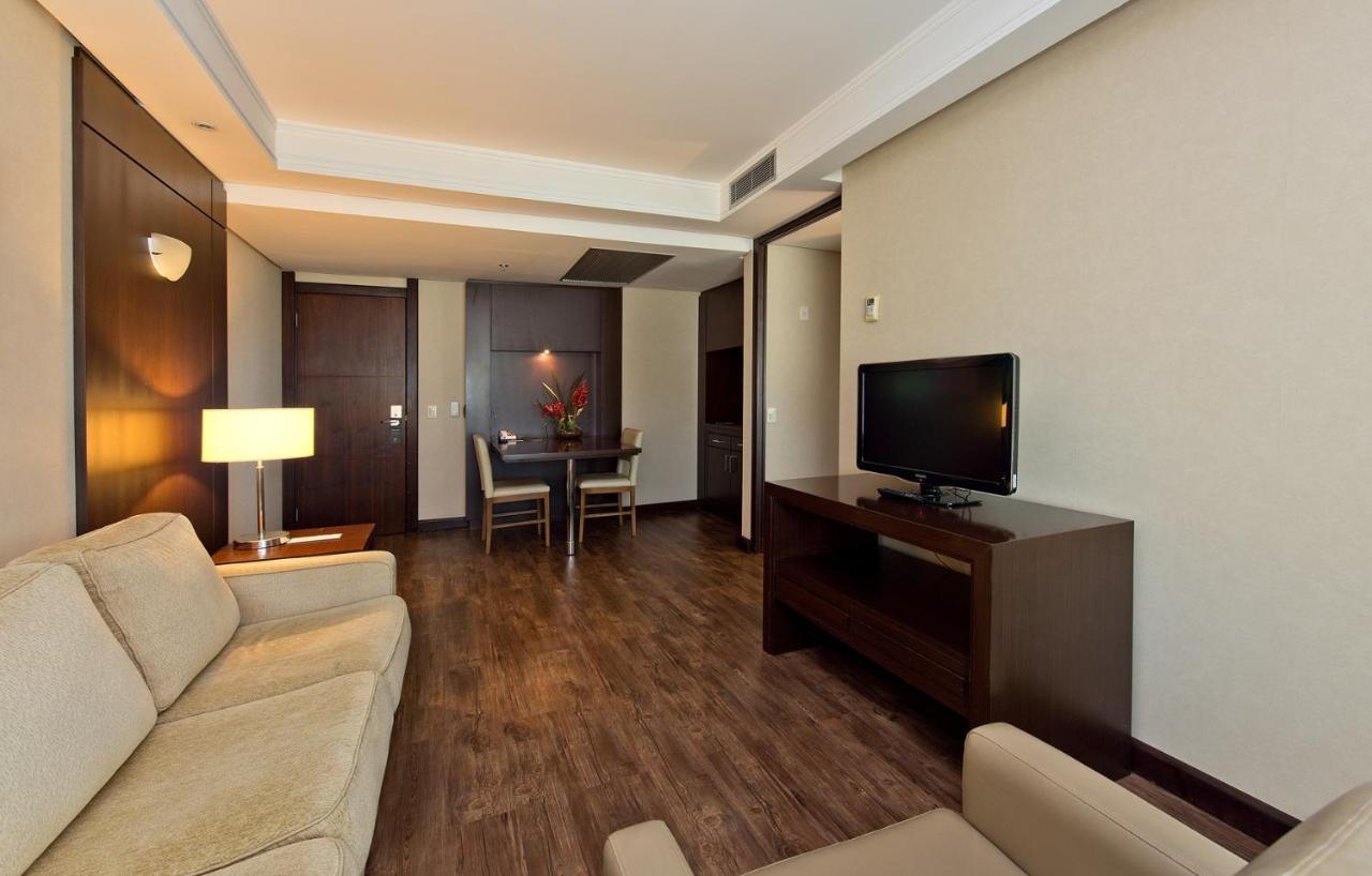 Majestic Palace Hotel Florianópolis Exteriör bild Suite