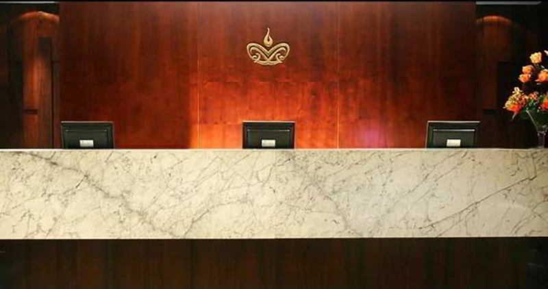 Majestic Palace Hotel Florianópolis Exteriör bild The front desk at the Crown Towers