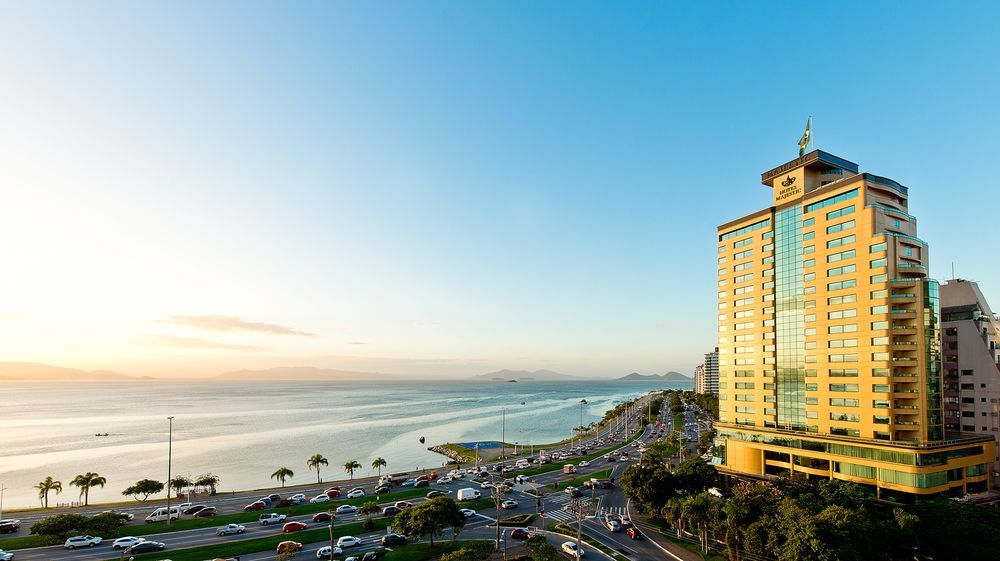 Majestic Palace Hotel Florianópolis Exteriör bild The hotel in 2012
